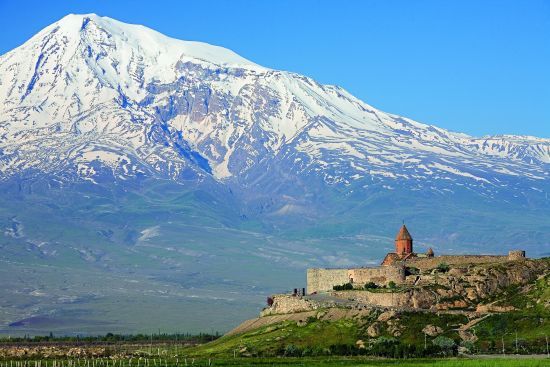 Wycieczka objazdowa - Zachwycająca Armenia, samolot                          